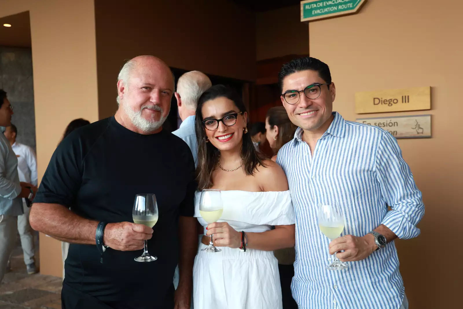 Iddar de la Parra ,Alejandra Solórzano y Edson Uribe 