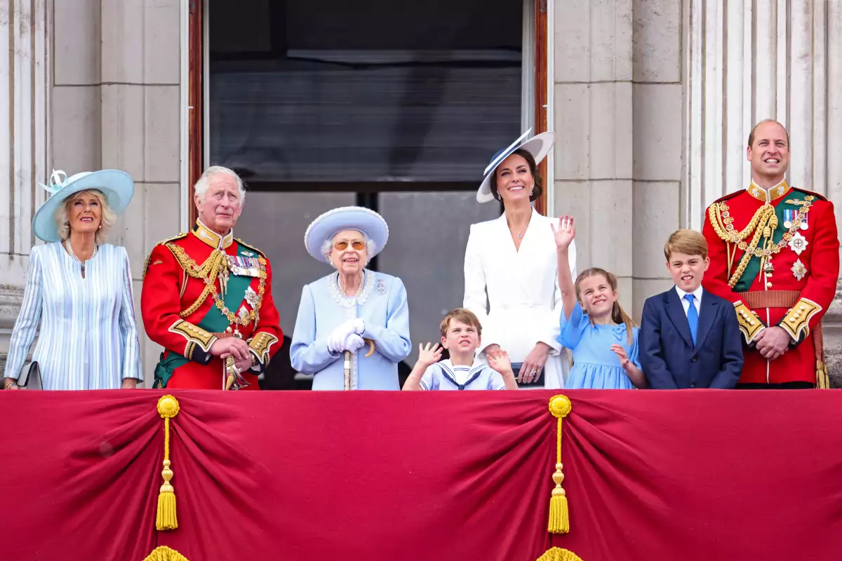 reina isabel jubileo platino