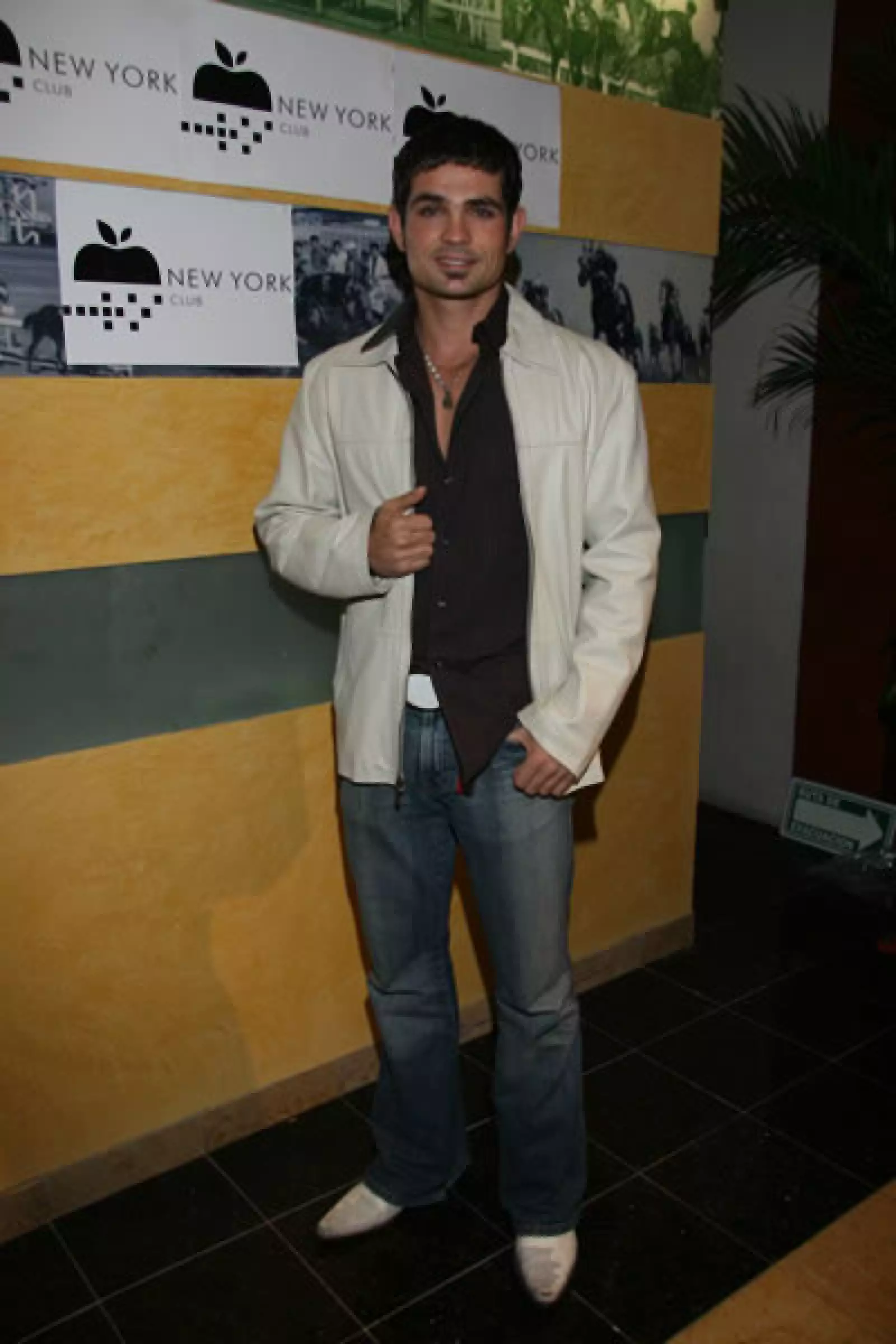 Inauguración New York Bar, Concierto Kalimba.