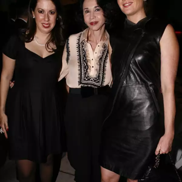 Greta Shelley,Pepita Serrano,Christiane Keller