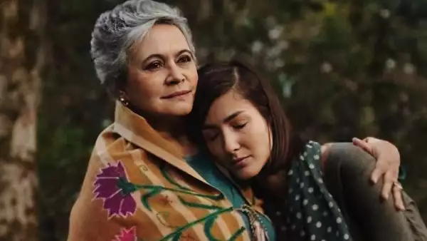 María del Carmen Farías y Eréndira Ibarra