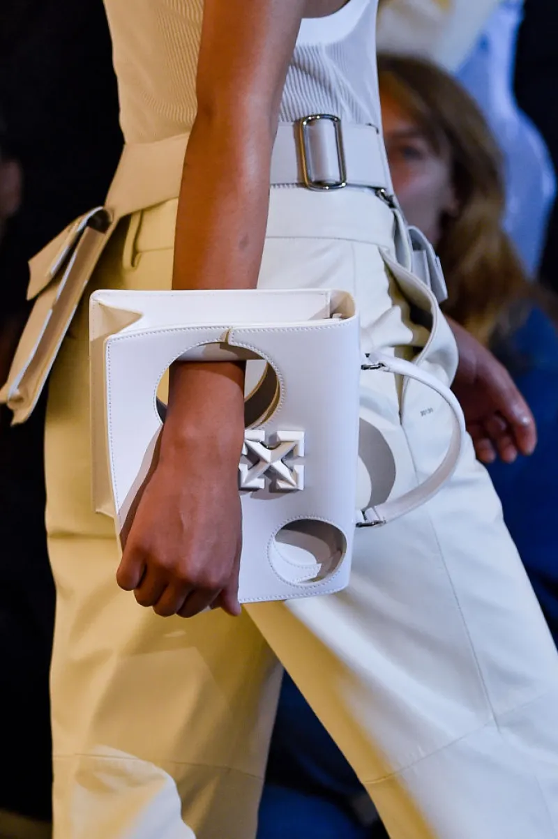 Off-White : Runway - Paris Fashion Week - Womenswear Spring Summer 2020