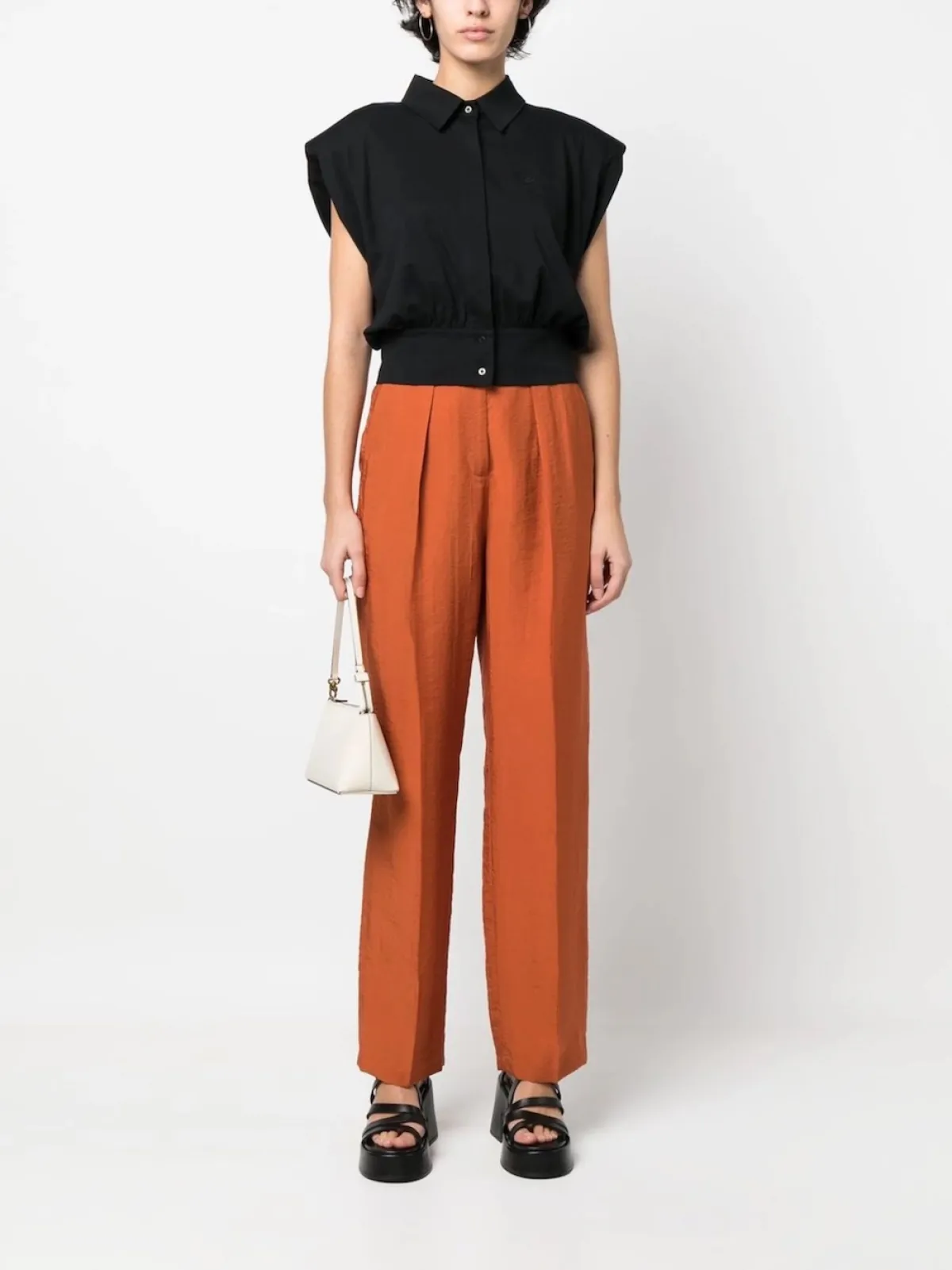 blusa-con-hombreras.jpg