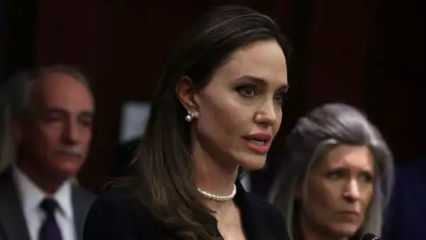 Bipartisan Senators Discuss Violence Against Women Act