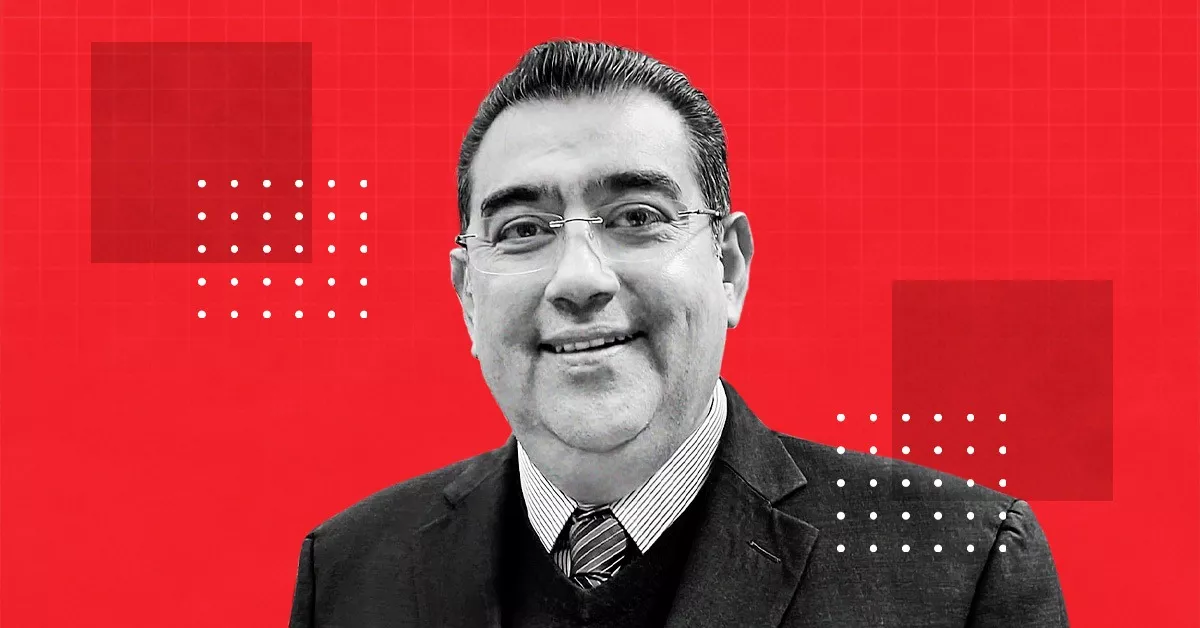 Quién es Sergio Salomón Céspedes, gobernador sustituto de Puebla. 
