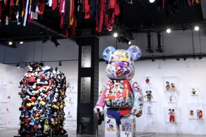 775250995NP00060_Mickey_The(1).jpg