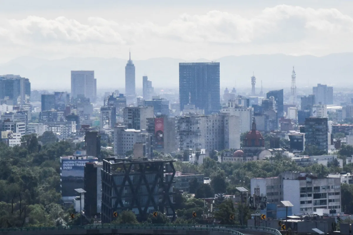 Panorámica de capital vista desde avenida constituyentes. 