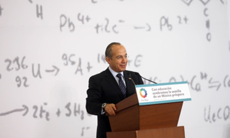 Con un presupuesto de 3,000 mdp, el Gobierno Federal echó a andar el Programa de Financiamiento a la Educación Superior (Foto: Notimex)