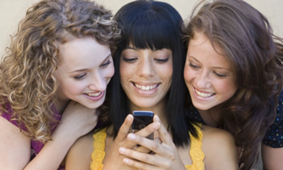 La aplicación ofrece una herramienta de realidad aumentada que te ayuda a llegar a los eventos. (Foto: Thinkstock)