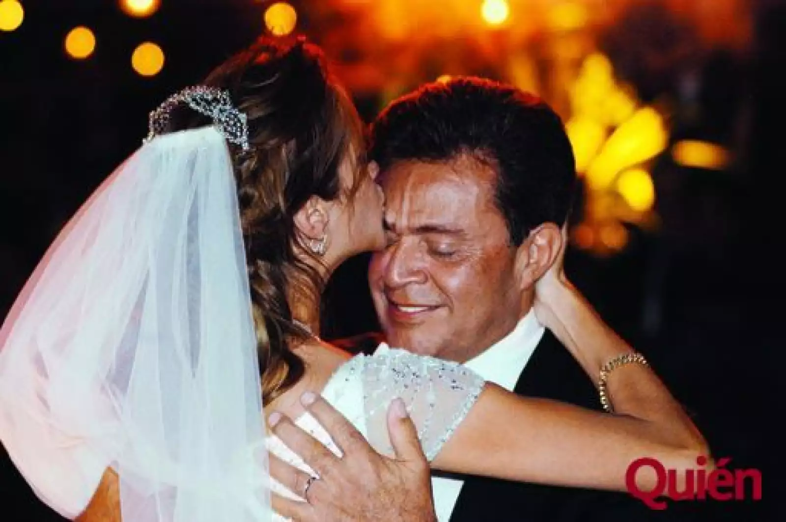 Carlos Peralta, Olivia Peralta