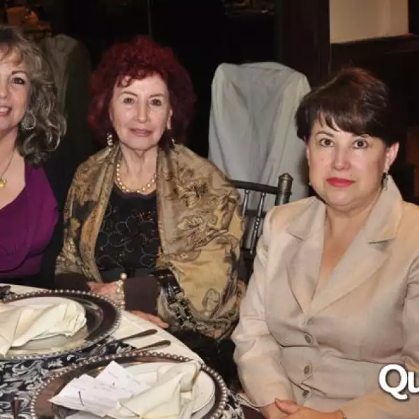 Desfile de Casa Laredo