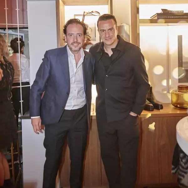 ALEJANDRO CHAVEZ_MAURICIO VEGA.jpg