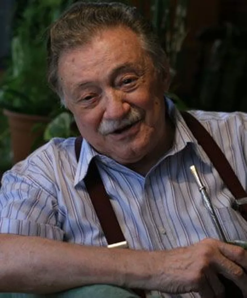 La novena Feria Internacional del Libro de la Ciudad de México nombrará su principal foro como al escritor para honrarlo.