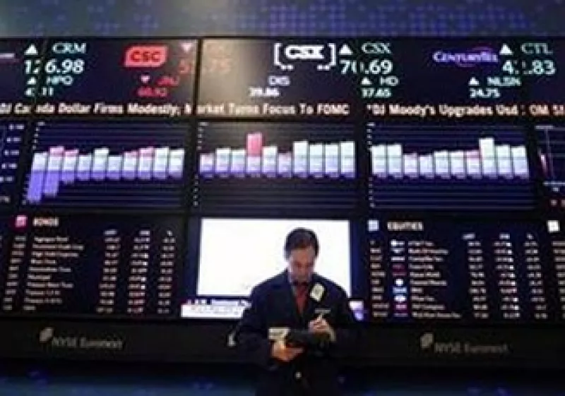 Las acciones de Telmex ceden 2.2% luego de conocerse una nueva multa por parte de la CFC, por 91.4 mdp. (Foto: Reuters)