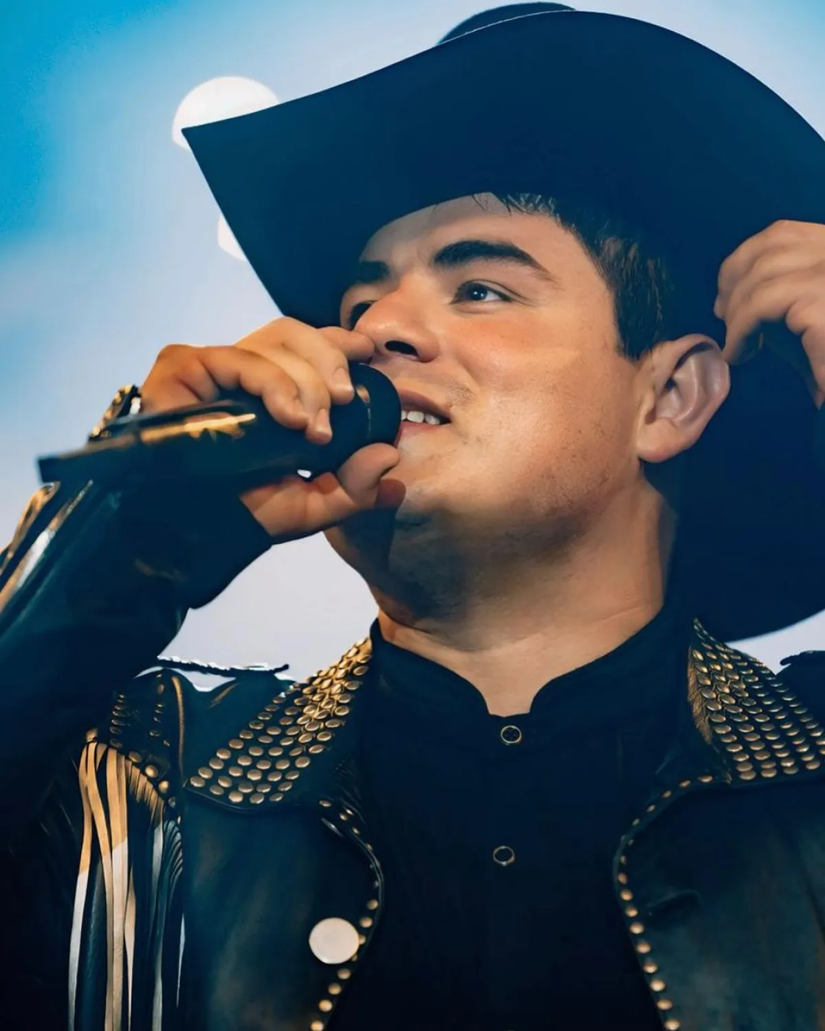alfredo-olivas.2.jpg