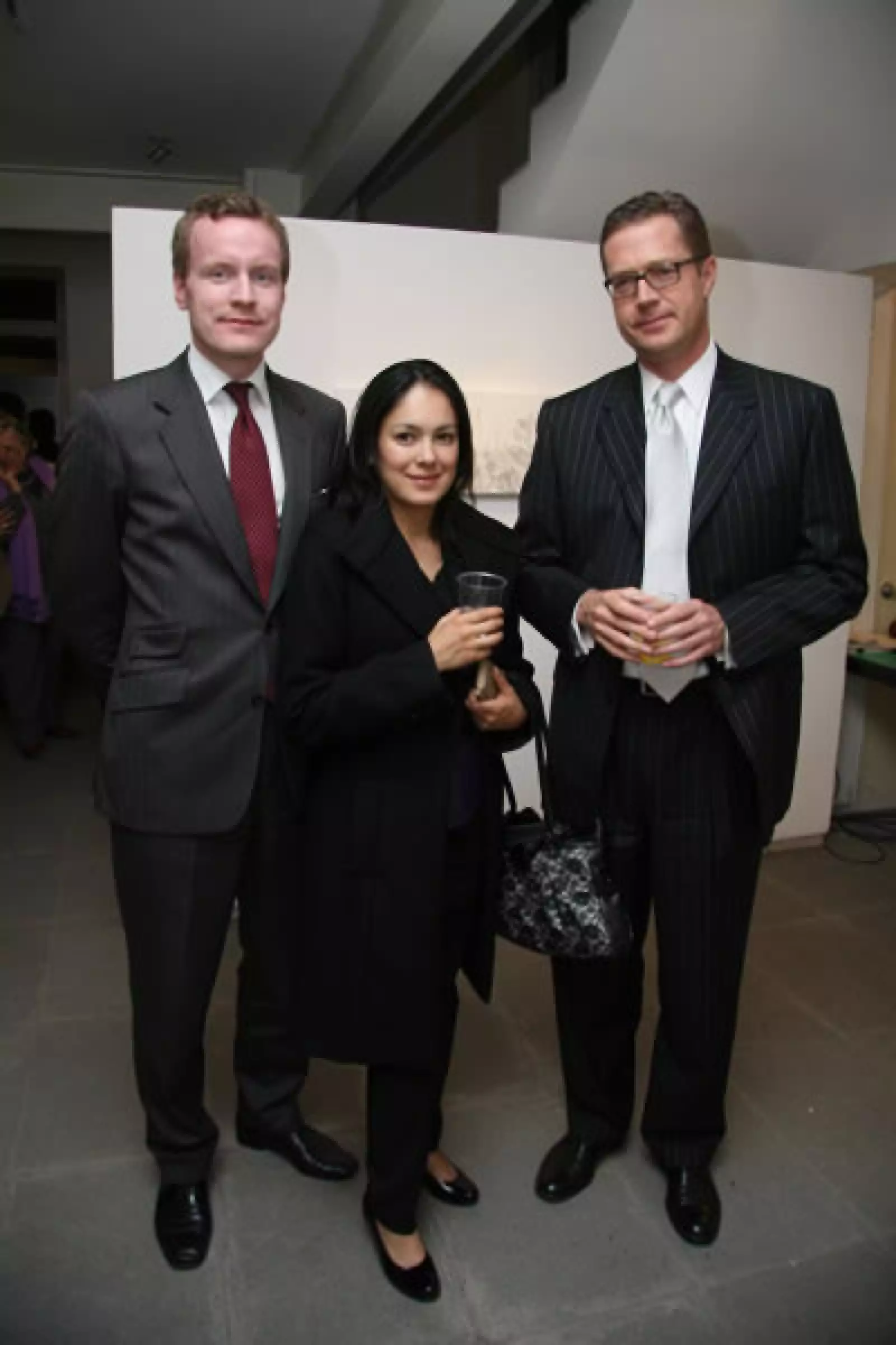 Exposición de Mona J. Lang con Rebeca De Alba.