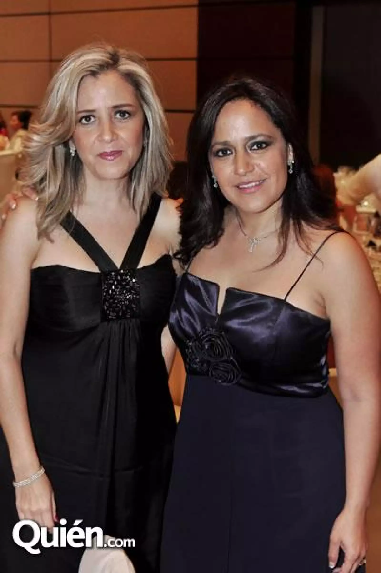 Olivia Alicotau y Mariana Fentones