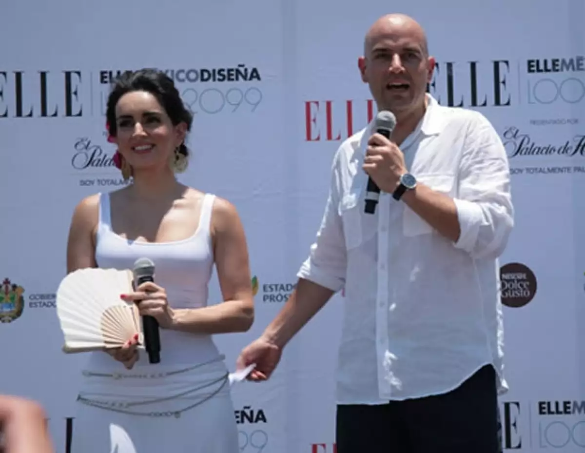 Ana de la Reguera con Manuel Rivera, director de Grupo Expansión, durante el evento.