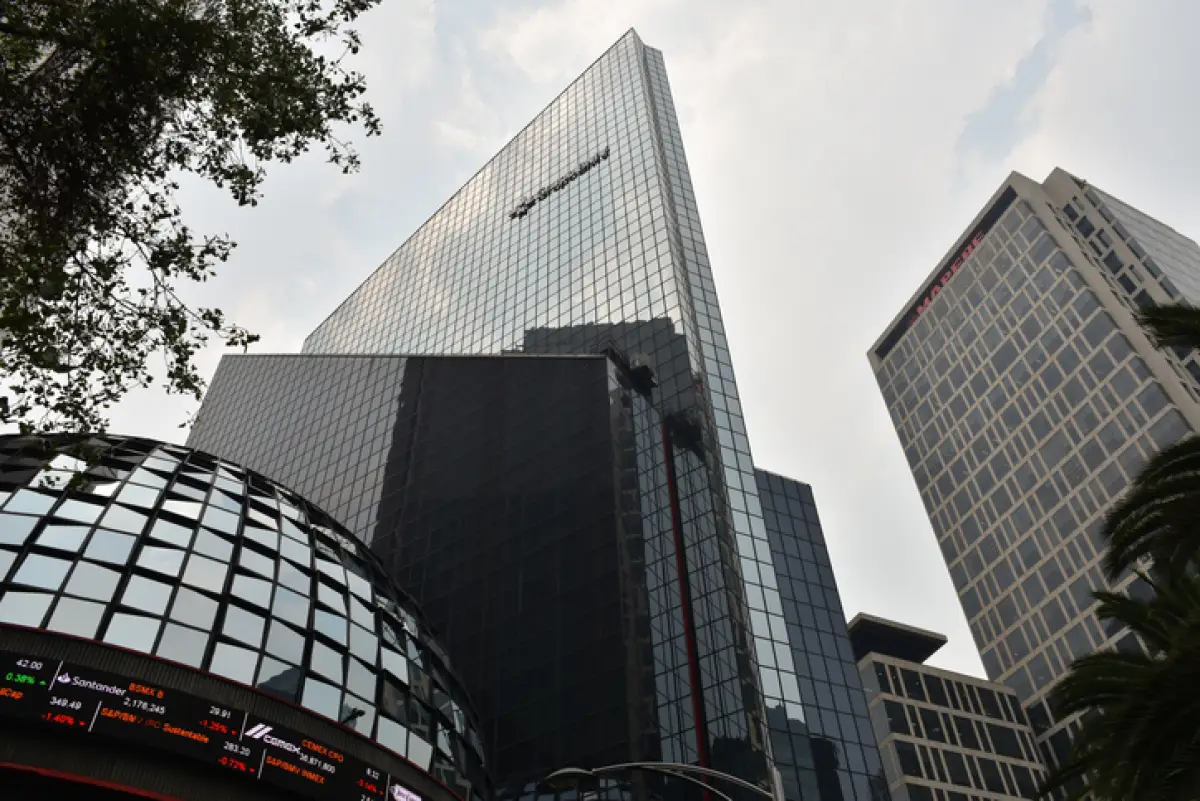 Edificio de la Bolsa Mexicana de Valores (BMV).