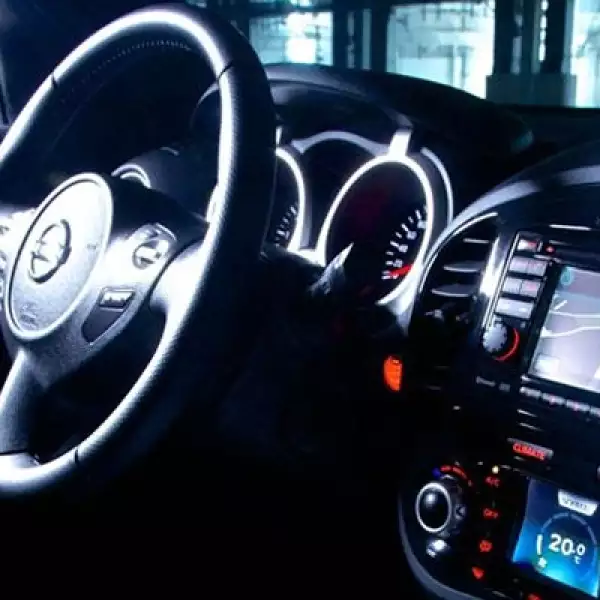 Este automóvil se presentará oficialmente en el Auto Show de Moscu 2012.