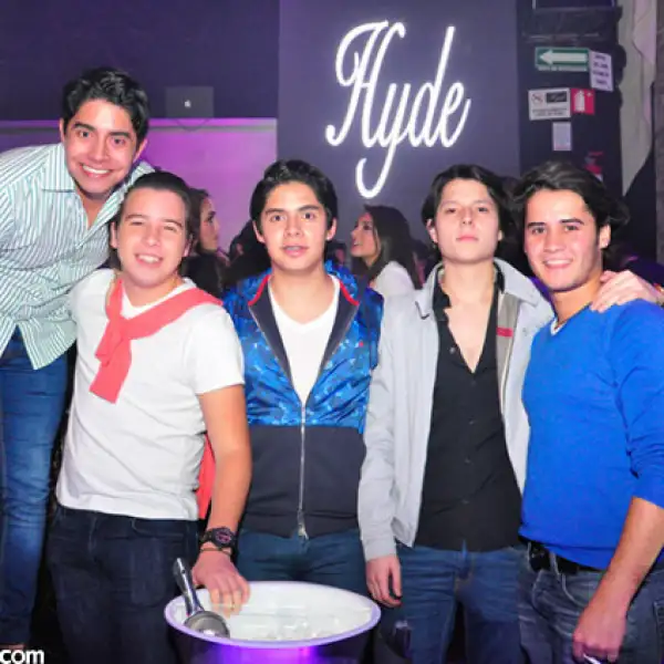 Luis Miranda, Samuel Mollinedo Prtillo, Santiago Miranda, Juan Domingo y Mauricio Sánchez
