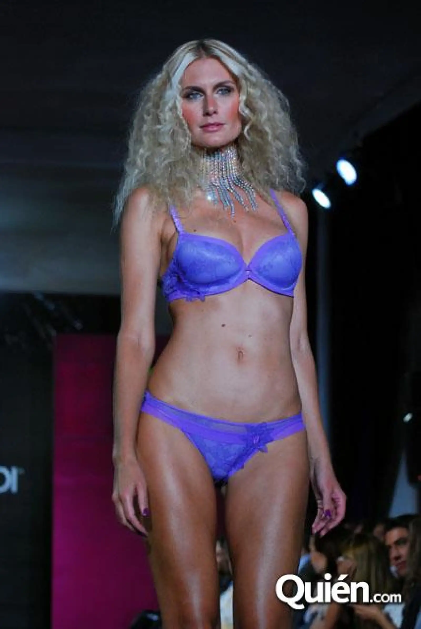 PASARELA LENCERIA LIVERPOOL