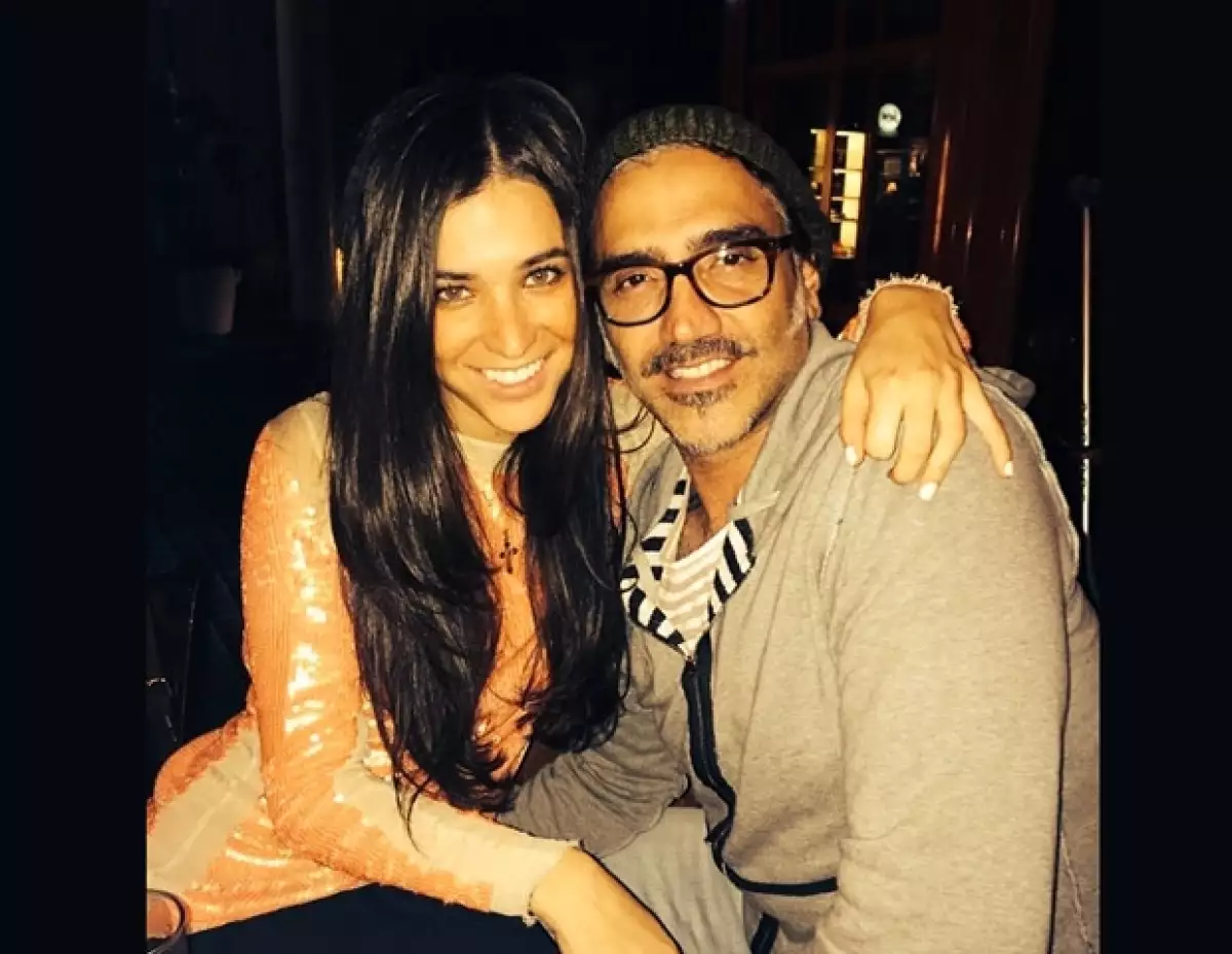 Actualmente el Potrillo mantiene una relación con Karla Laveaga.