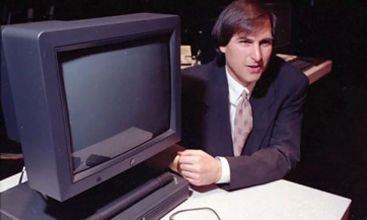 “Cuando te despiertes por la mañana y la prensa subestime a Apple, sal y compra algunas acciones”, decía Steve Jobs. (Foto: AP)
