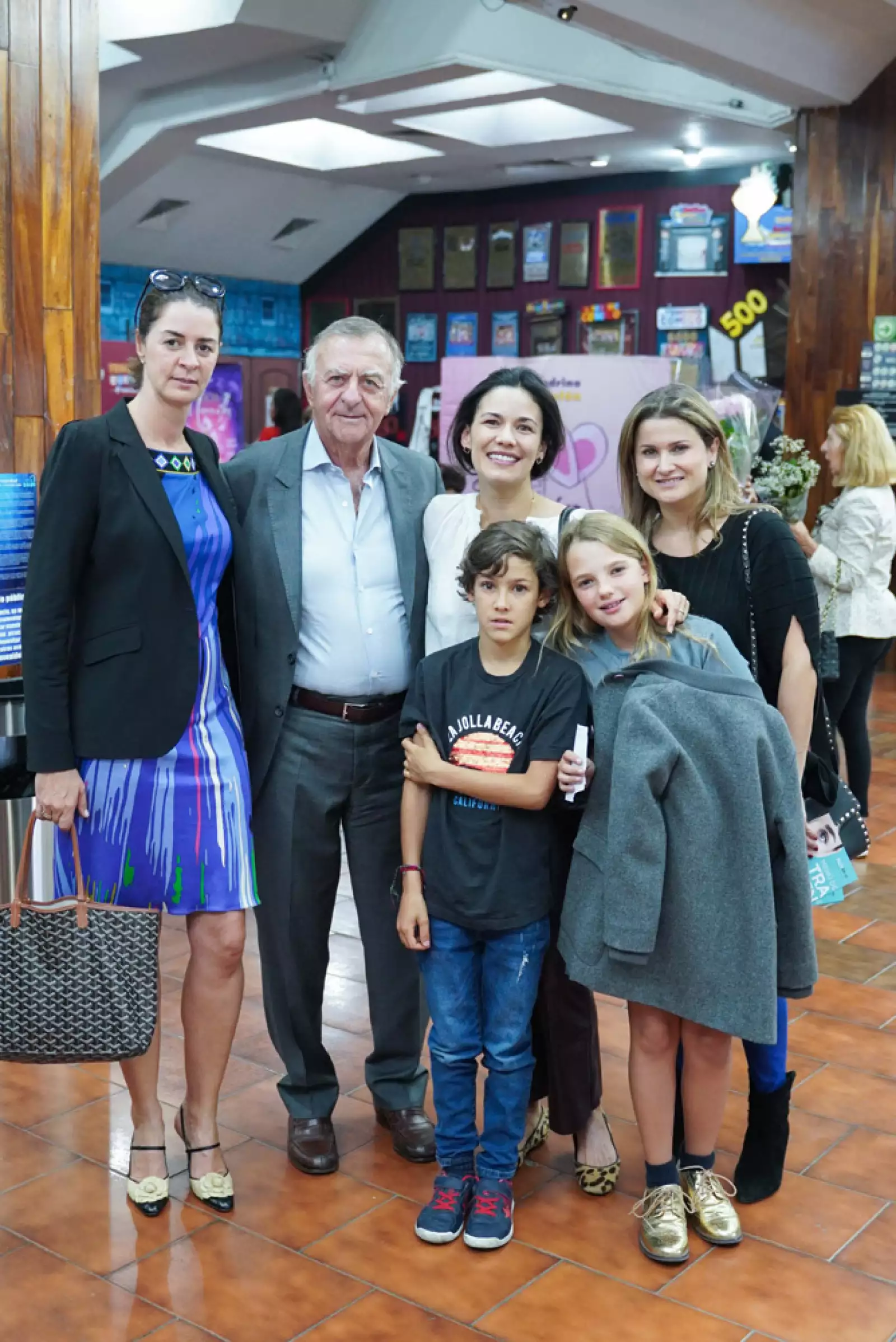 QUILETSDANCESTUDIOHA 02.jpg