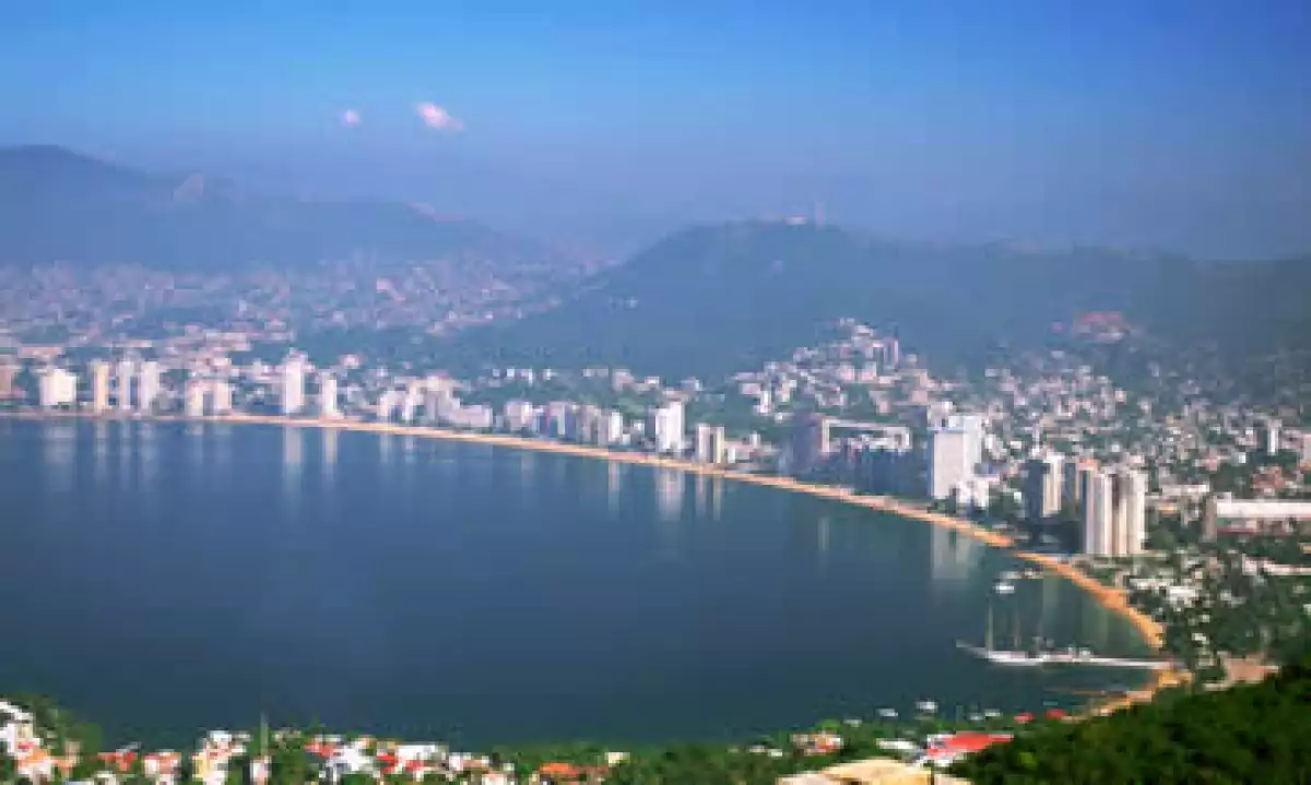 Acapulco ha padecido un aumento en los asesinatos relacionados al narcotráfico, que casi se triplicaron el año pasado. (Foto: Thinkstock)