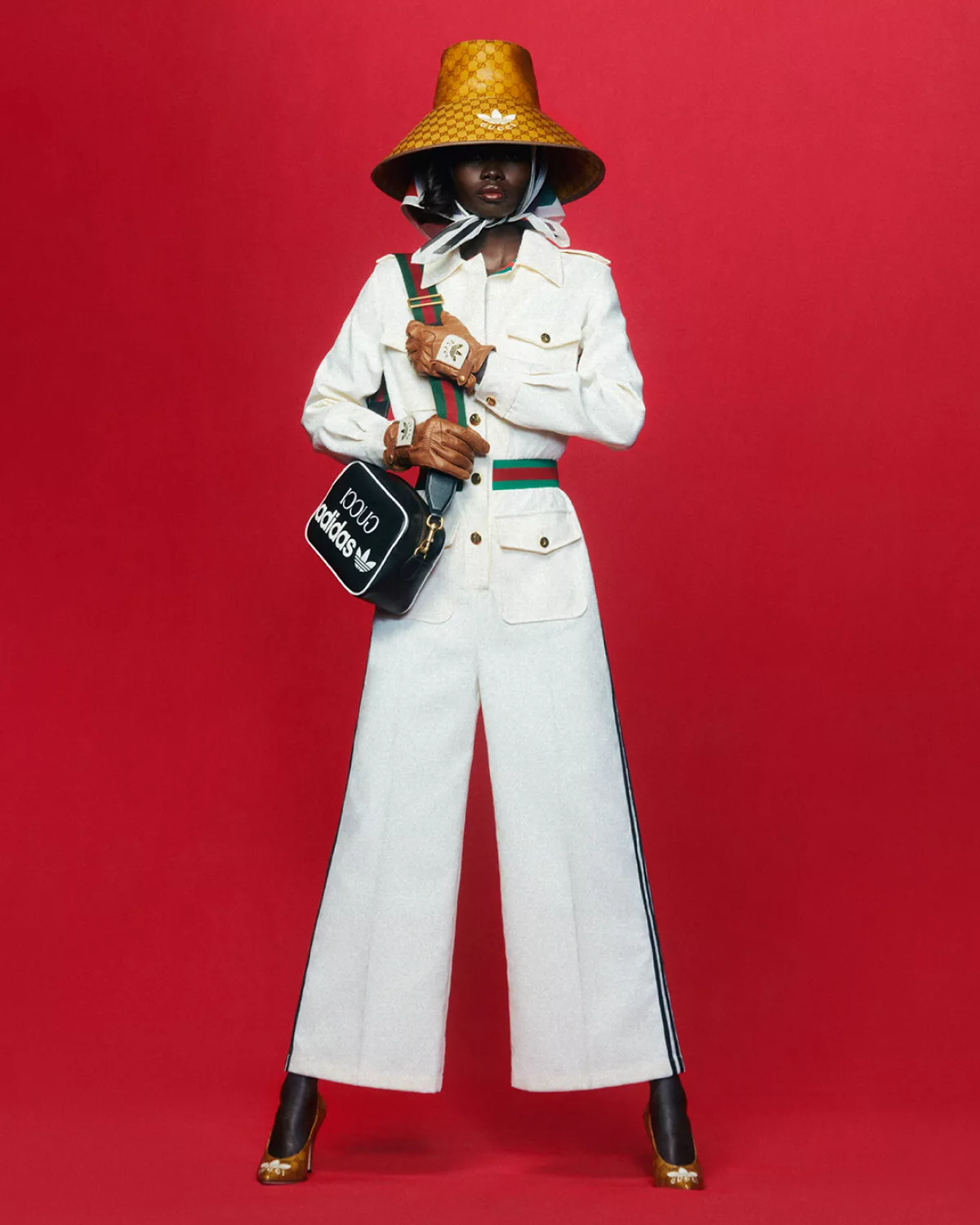 PR Crop_72dpi_W_Look_2.jpg