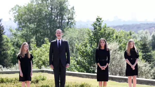 Princesa Leonor, rey Felipe VI, reina Letizia e infanta Sofía