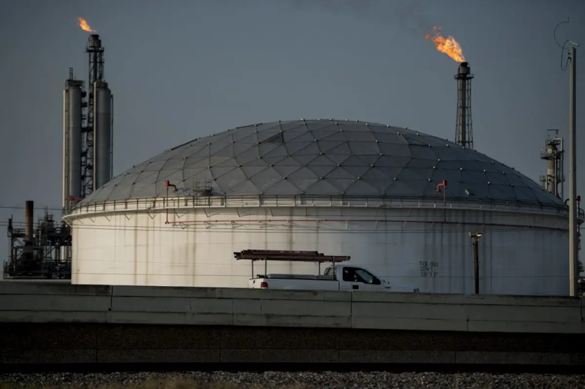 AMLO dice que México finalizará el pago de la refinería Deer Park