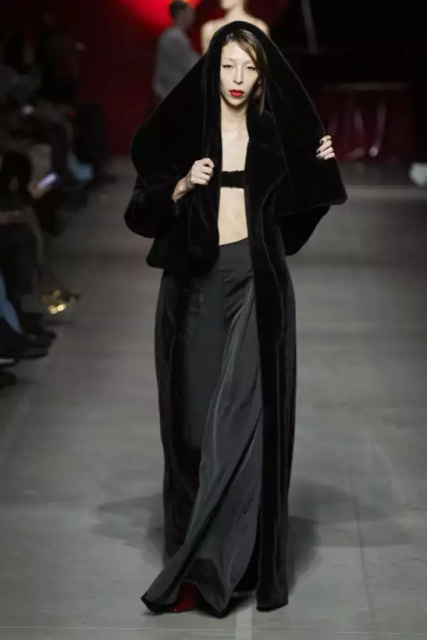 3 modelos mexicanas se apoderan del desfile de GCDS