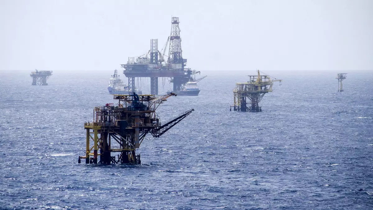 Petroleras