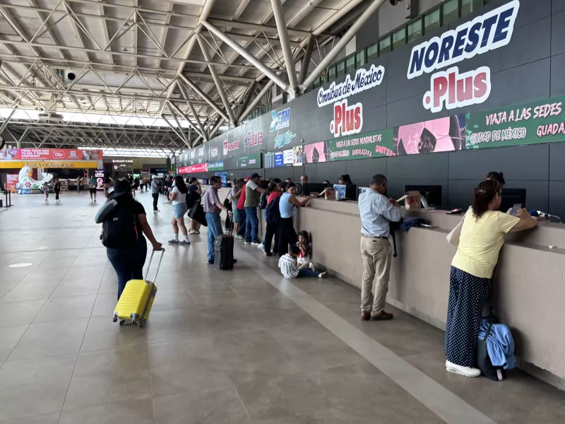 El Mundial 2026 prometía una avalancha de turistas en México, pero las centrales de autobuses cuentan otra historiav