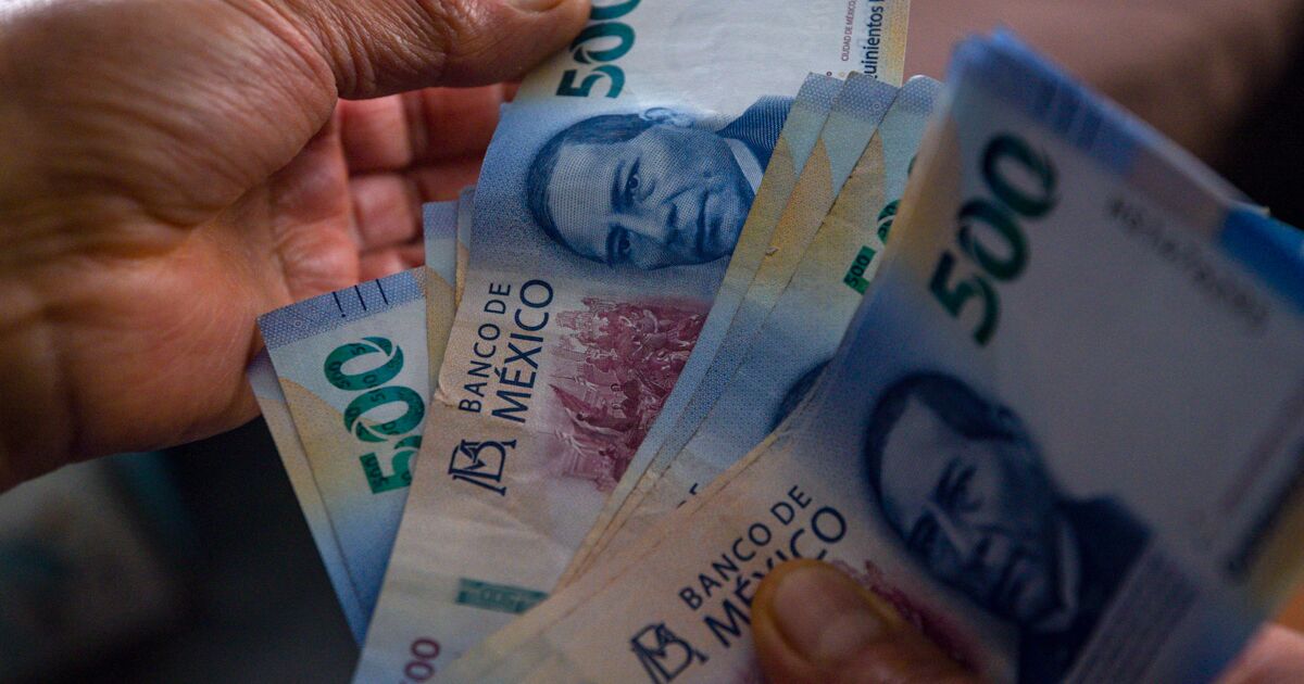 Oil will give more than half a billion extra pesos to the Treasury this year Oil will give more than half a billion extra pesos to the Treasury this year