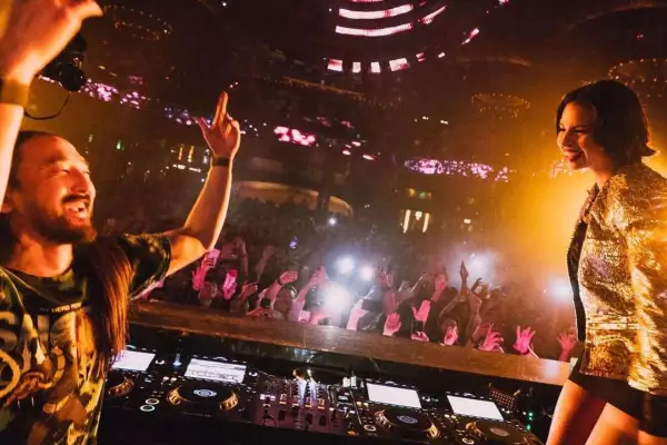 angela-aguilar-steve-aoki.jpg