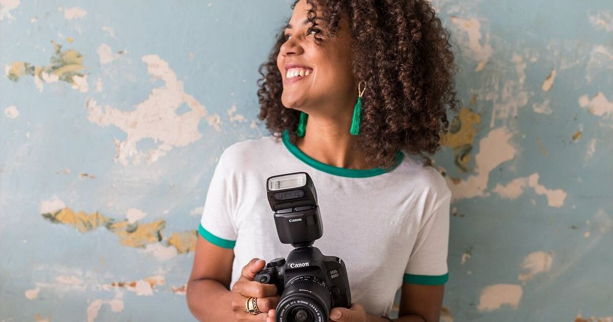 Canon EOS R50 V, yaratıcılar için ideal kamera olmak istiyor, ancak en büyük avantajı daha yakından bakarken ortaya çıkıyor