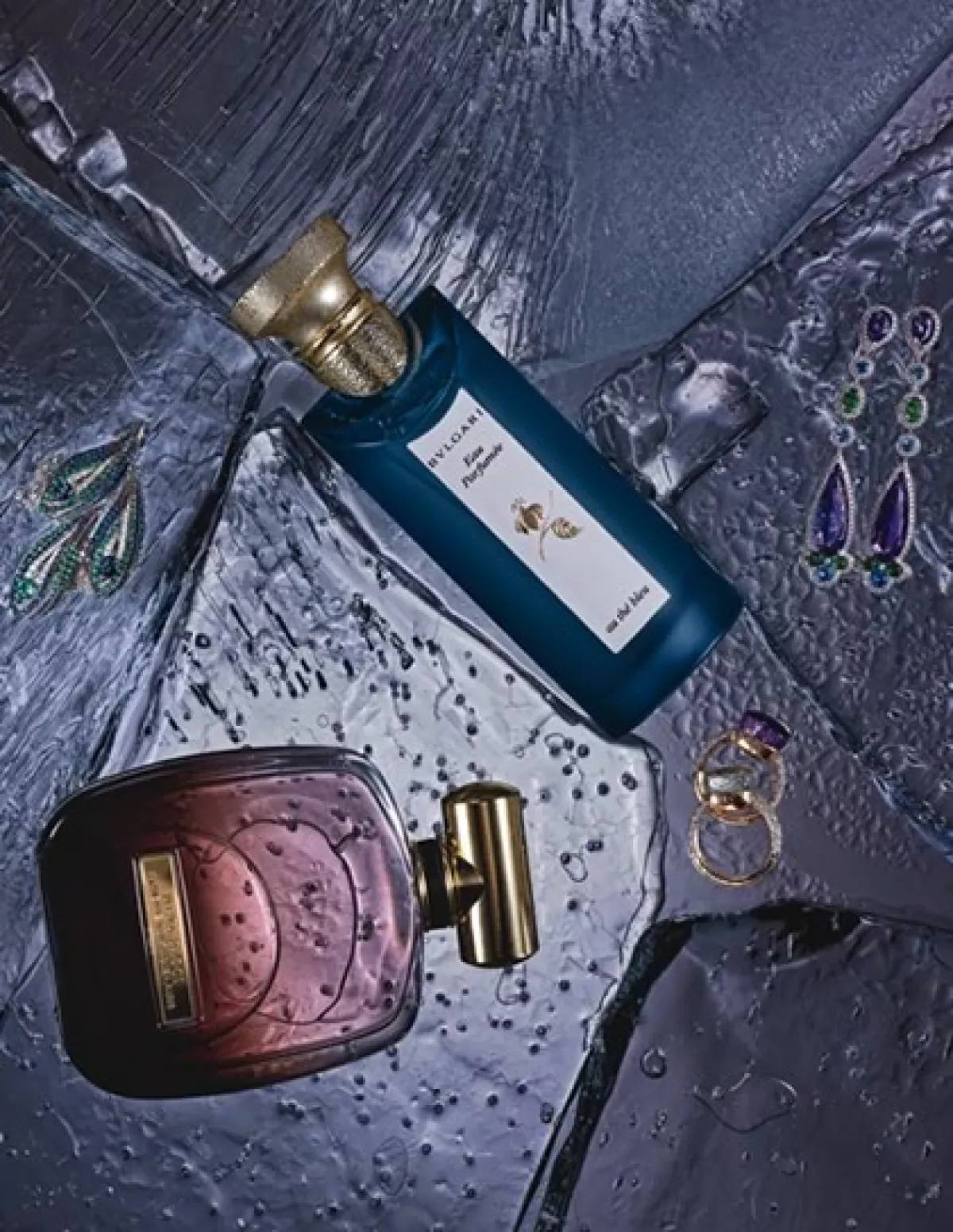 Joyería: Damiani, Pomellato, Chopard. Perfumes de Bvlgari y Nina Ricci.