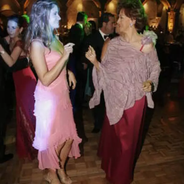 Sandra Bringas, Antonieta Navarro