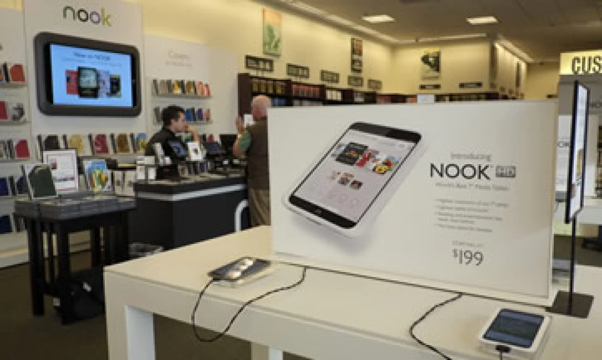 La cadena de librerías perdió 6 mdd en el tercer trimestre de su ejercicio fiscal 2013. (Foto: AP )