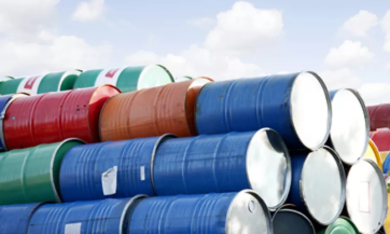 Las petroleras estadunidenses que desean exportar petróleo crudo deben ser autorizadas por el Departamento de Comercio de EU. (Foto: Getty Images)