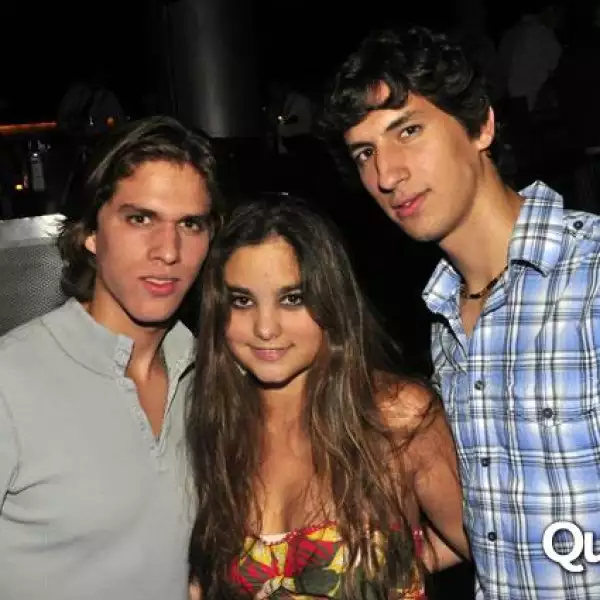 Ayuda a Damnificados