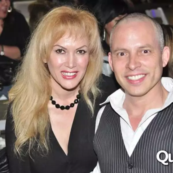 Desfile en la Plaza 401