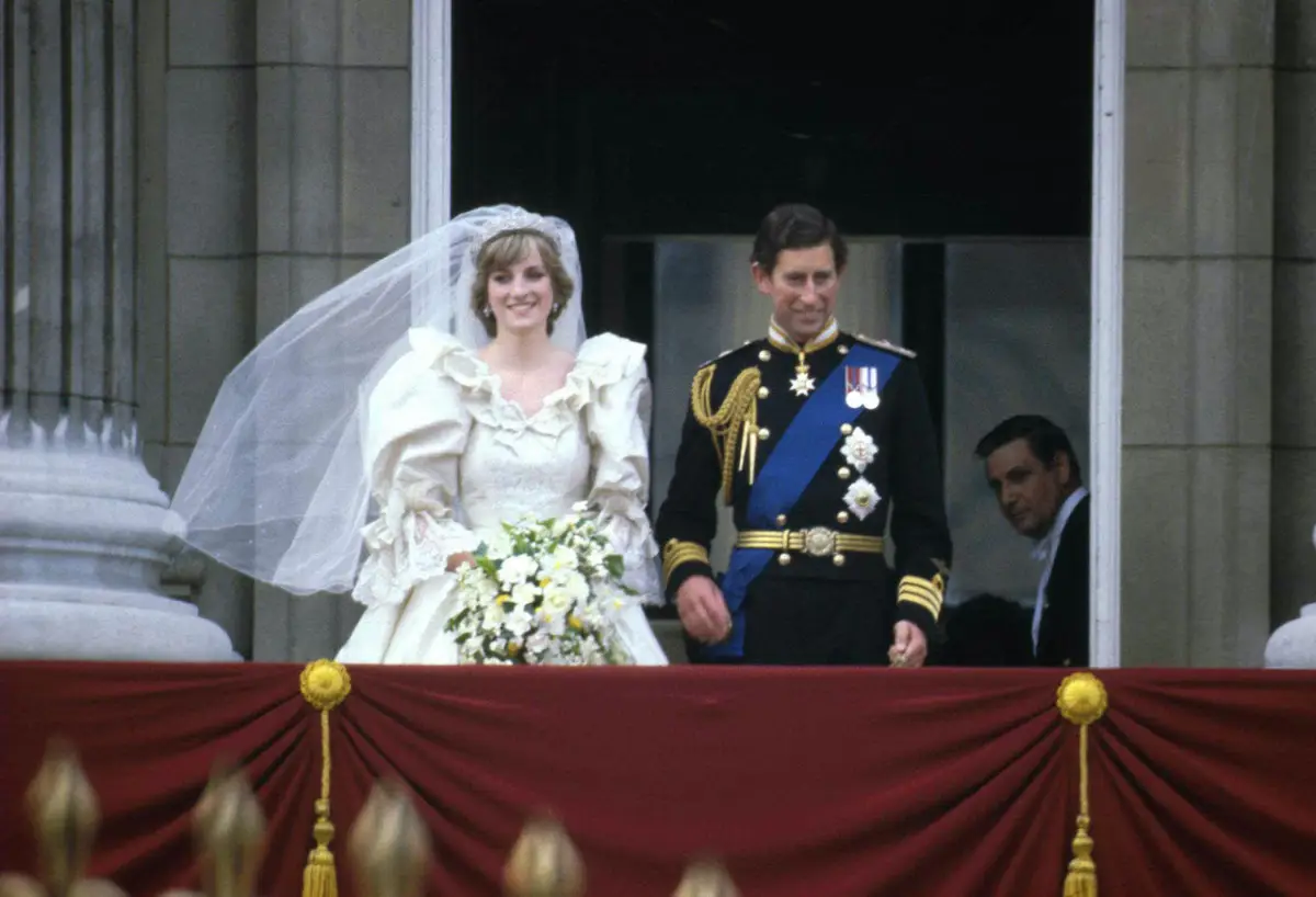 princesa-diana-rey-carlos-iii-boda