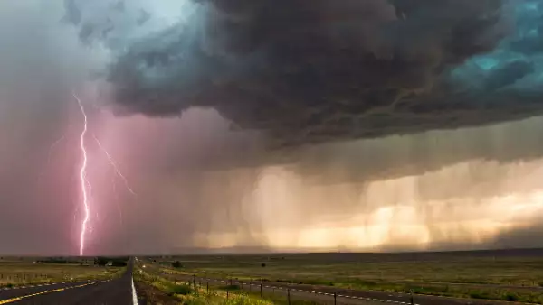 lluvia con rel�mpagos