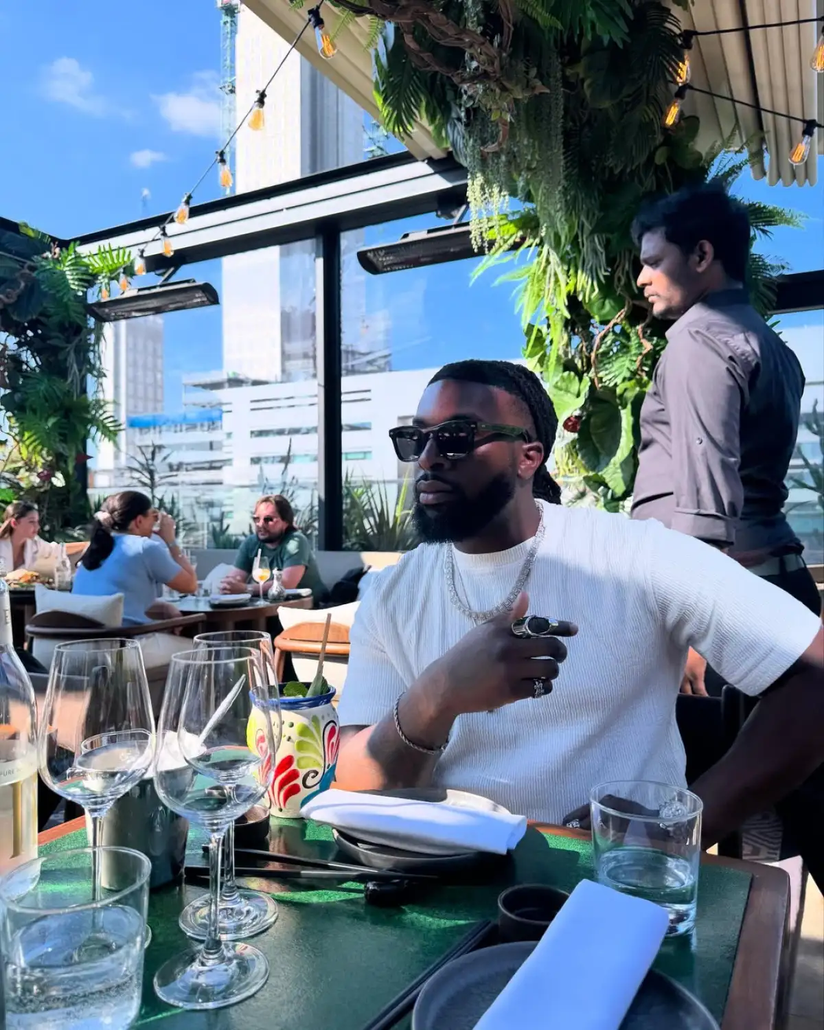 Talay Riley Rapper Talay Riley, compositor de éxitos para Dua Lipa y Britney Spears, muere ...