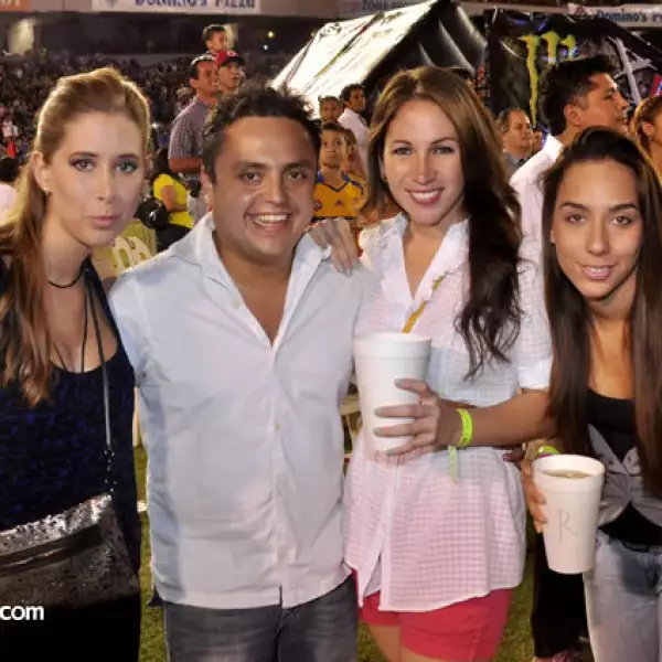 Dany Williams, Roberto Aguilar, Aida Malpica y Corina Ferrer