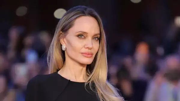 Angelina Jolie